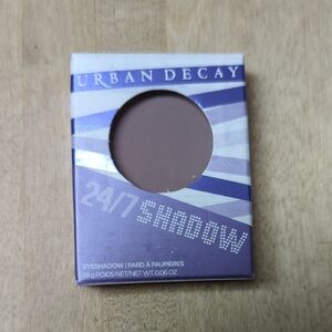 Urban Decay 24/7 Eyeshadow in Soft Brown color "Tease"